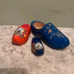 😀Wooden shoe lot holland